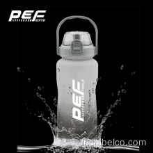 Bouteille d&#39;eau potable sans BPA avec marqueur de temps